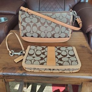 Coach Y2K Shoulder bag and Coach signature wristlet lot EUC
